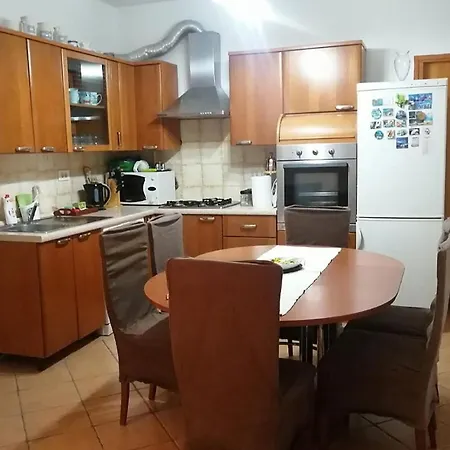 Gorgeous In With Wifi Apartmán Pula